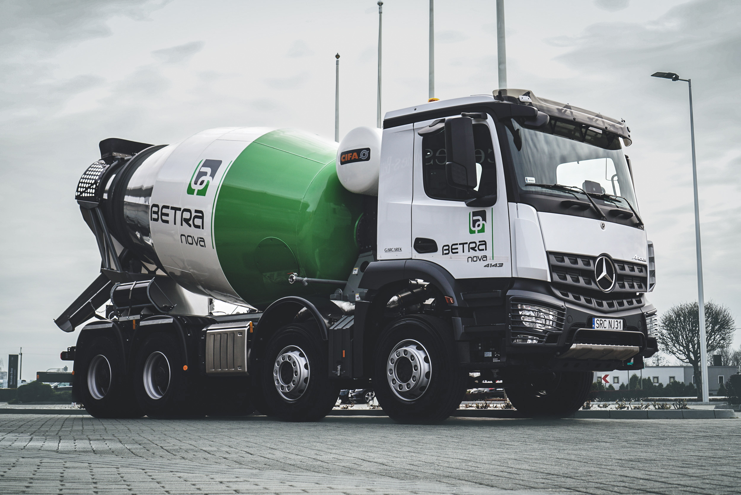 Budujemy na solidnych fundamentach